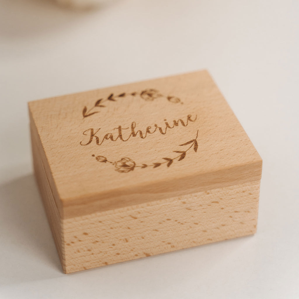 Schmuckkästchen aus Holz - Personalisiert - Blumen Motiv - Image 5