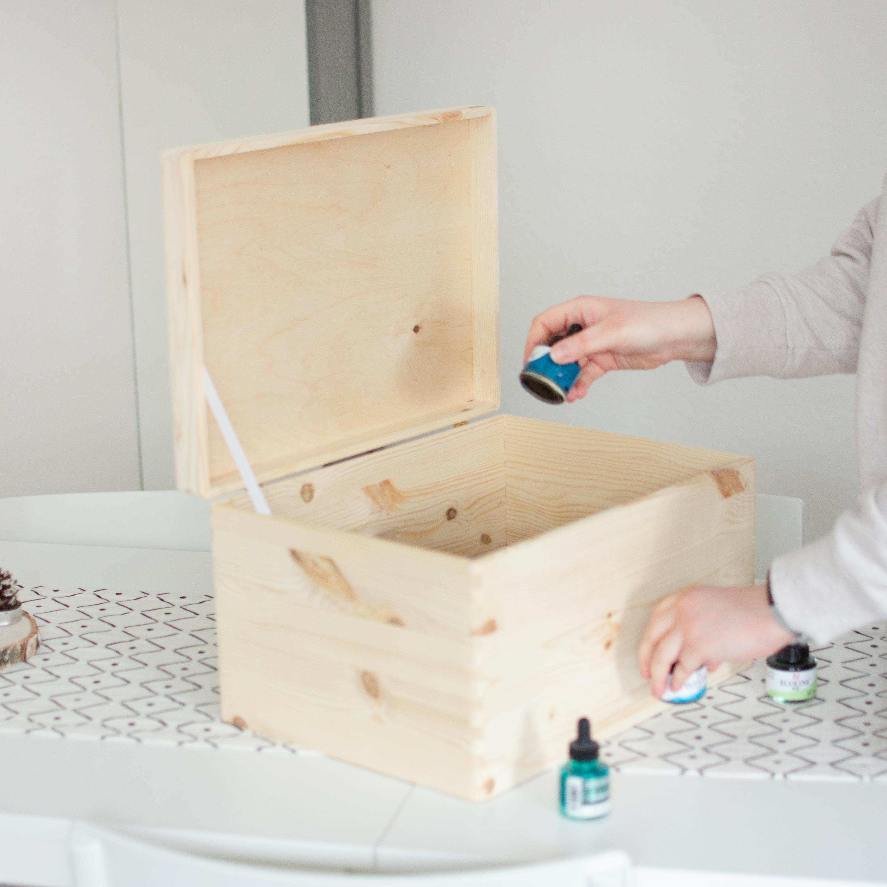 Flache Holzbox mit Deckel Klein Holzkiste Holz Schatzkiste Schatulle aus  Naturholz mit Verschluss - Rechteckige, stabile und langlebige  Aufbewahrungsbox