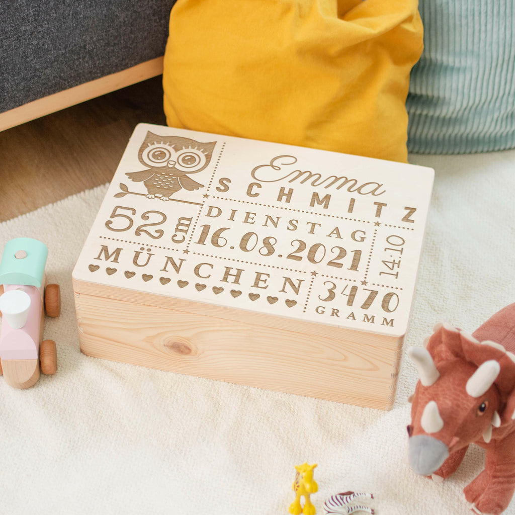 Geburtskiste - Personalisiert - Eulen-Baby Motiv - Natur.