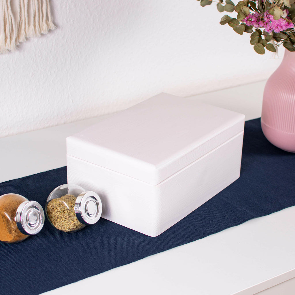 Holzkiste mit Deckel - weiß - Erinnerungsbox Groß | Aufbewahrungskiste Erinnerungskiste aus Holz, Holzbox lakiert, FSC® - diverse Größen.