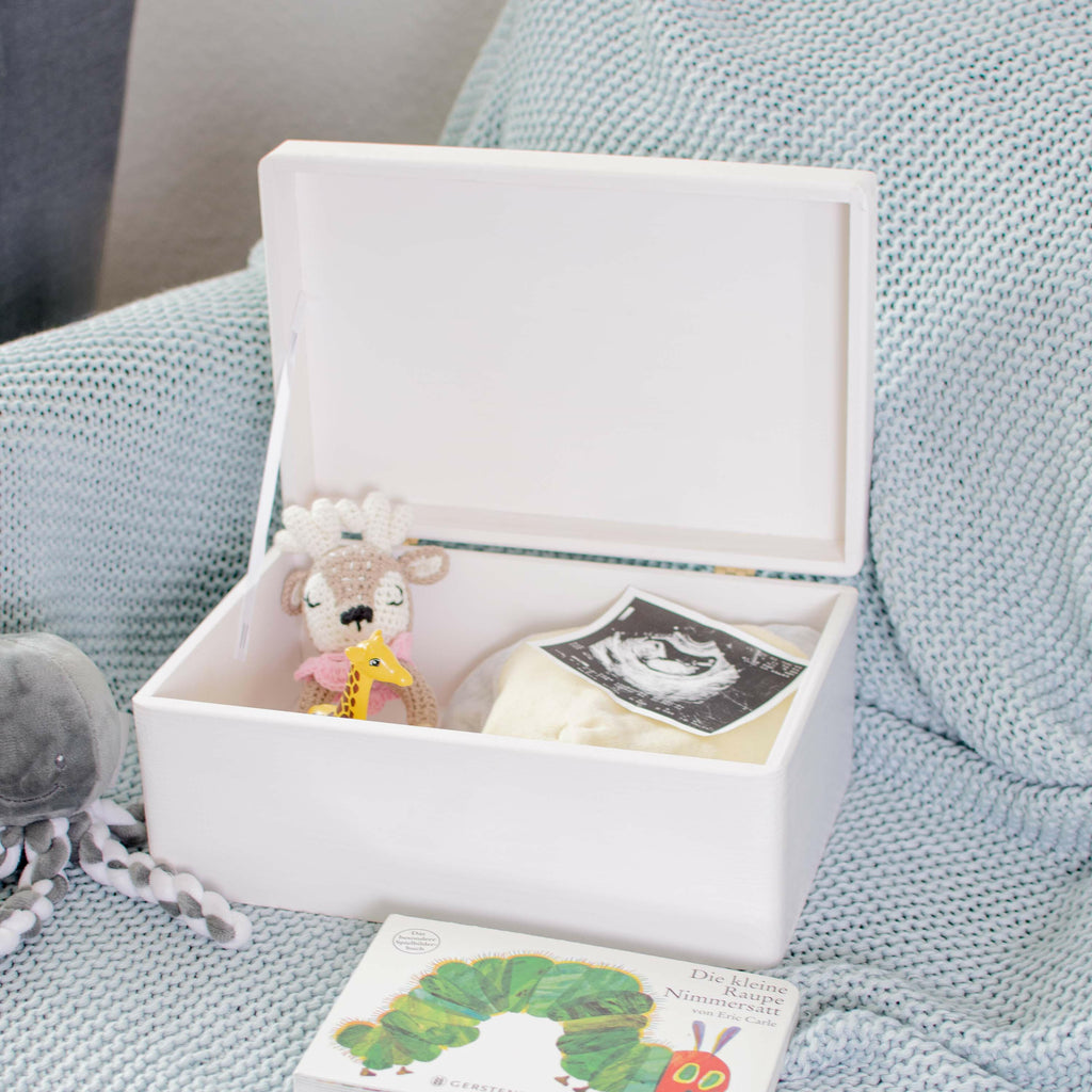 Personalisierte Erinnerungsbox als Taufgeschenk - Arche Noah UV Druck - Kiste Weiß FSC® | Erinnerungskiste als Geschenk zur Taufe für Junge & Mädchen.