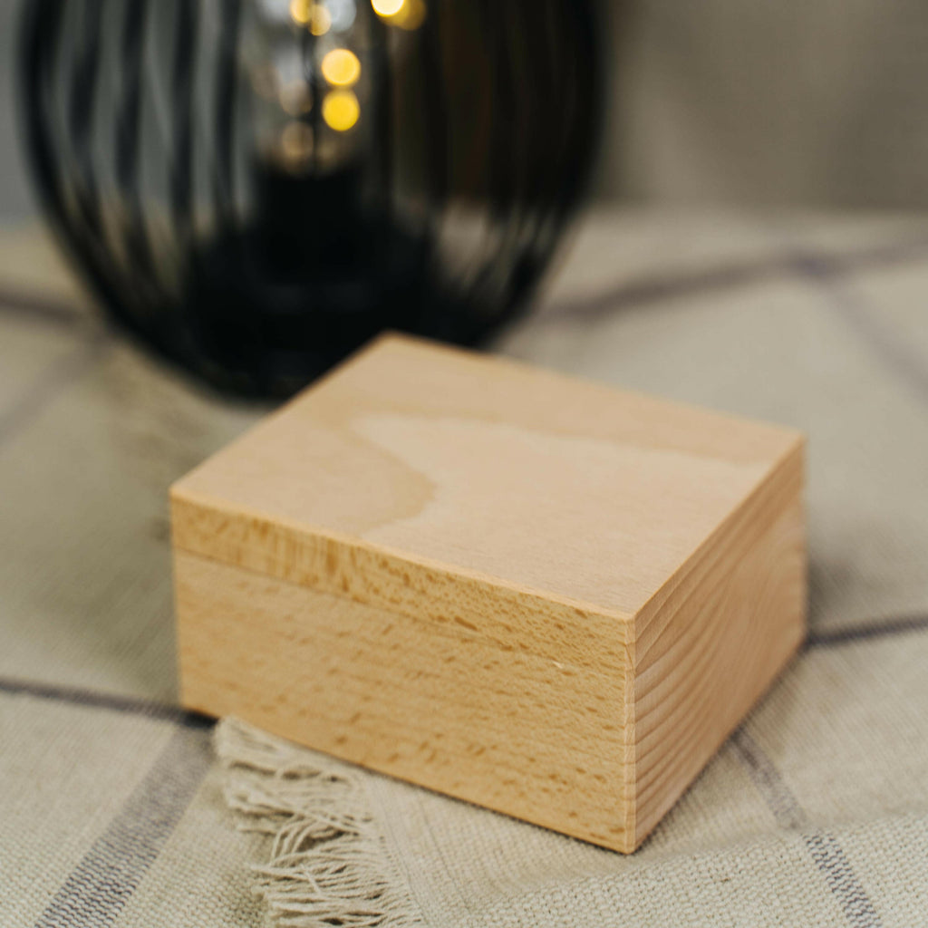 Schmuckkästchen mit Deckel aus Holz - Klein, ca. 10x8x5 cm, Natur | Holzschachtel Schatulle Schmuckkästchen - Geschenkbox Holzkiste für DIY Geschenk.