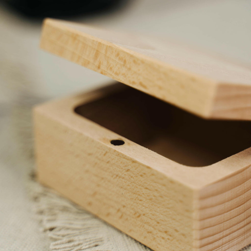 Schmuckkästchen mit Deckel aus Holz - Klein, ca. 10x8x5 cm, Natur | Holzschachtel Schatulle Schmuckkästchen - Geschenkbox Holzkiste für DIY Geschenk.