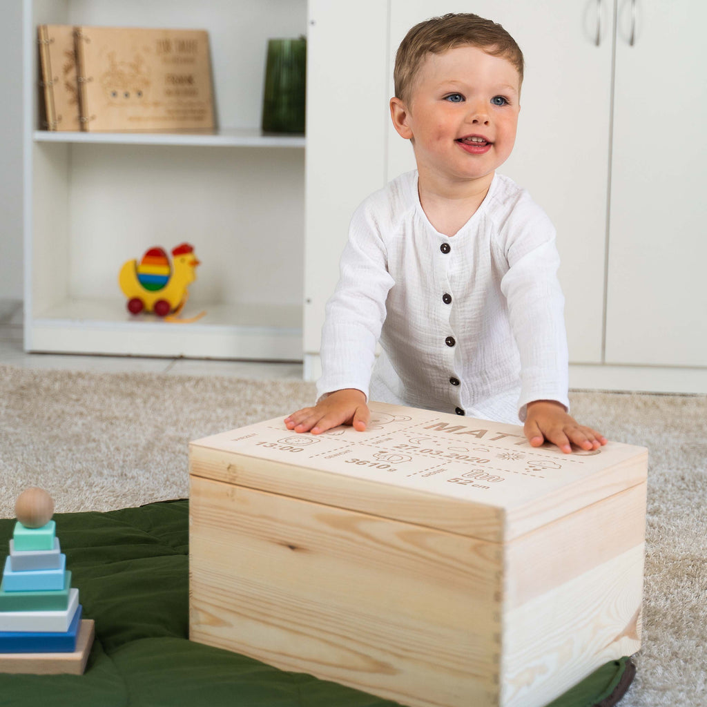 Erinnerungsbox für Baby - Teddybär - Holzkiste zur Geburt - Natur, FSC®️ | Personalisierte Erinnerungskiste als Geschenk, Babykiste - S | M | L | XL.