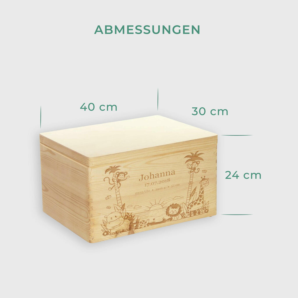 Holzkiste zur Geburt - Personalisiert - Dschungel Front-Motiv - Größe XL - FSC®.