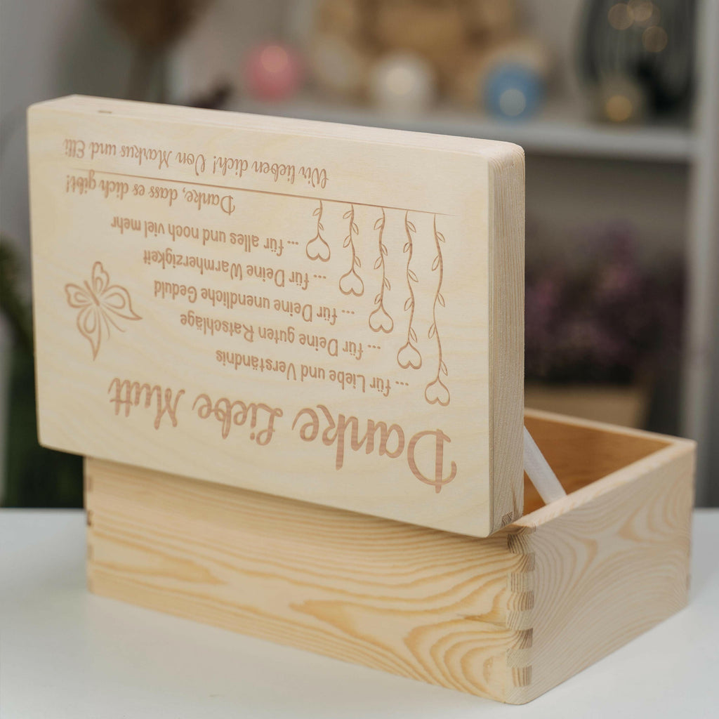 Personalisierte Geschenkbox für Ihre Mutter - "Danke Mama" Erinnerungskiste.