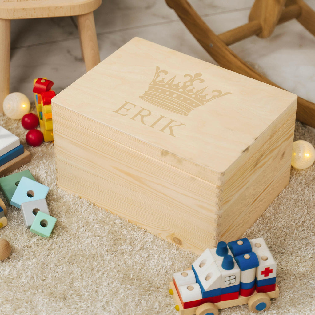 Holzkiste mit Gravur - Personalisiert - König Motiv - Natur.