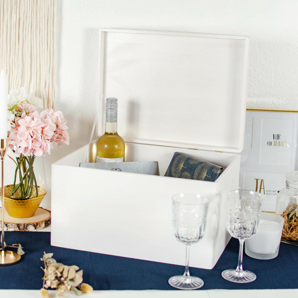Erinnerungsbox zur Hochzeit - Blumenkleid - Hochzeitskiste personalisiert mit Gravur - Holzkiste Weiß, FSC®️ | Erinnerungskiste Holzbox Erinnerung.