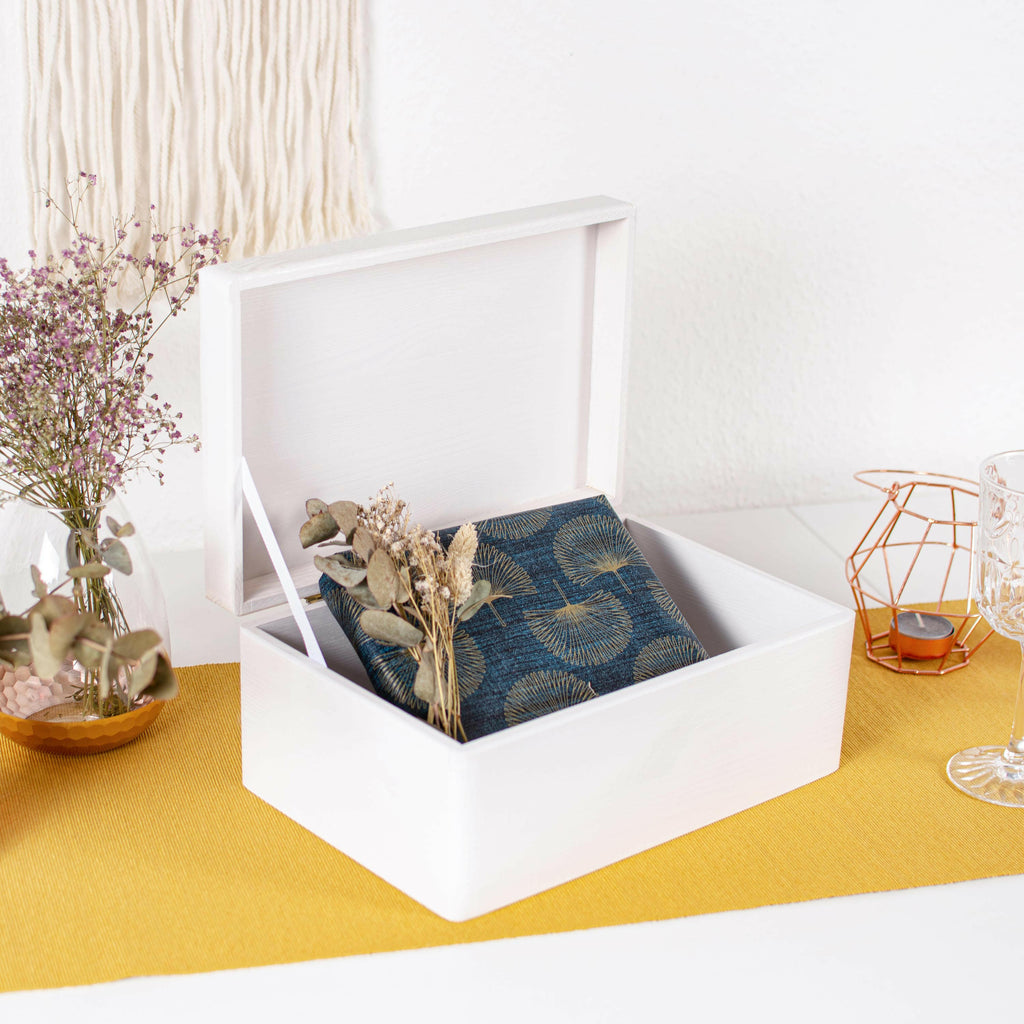 Erinnerungsbox zur Hochzeit - Hafen der Ehe - Hochzeitskiste personalisiert mit Gravur - Holzkiste Weiß, FSC®️ | Erinnerungskiste Holzbox Erinnerung.