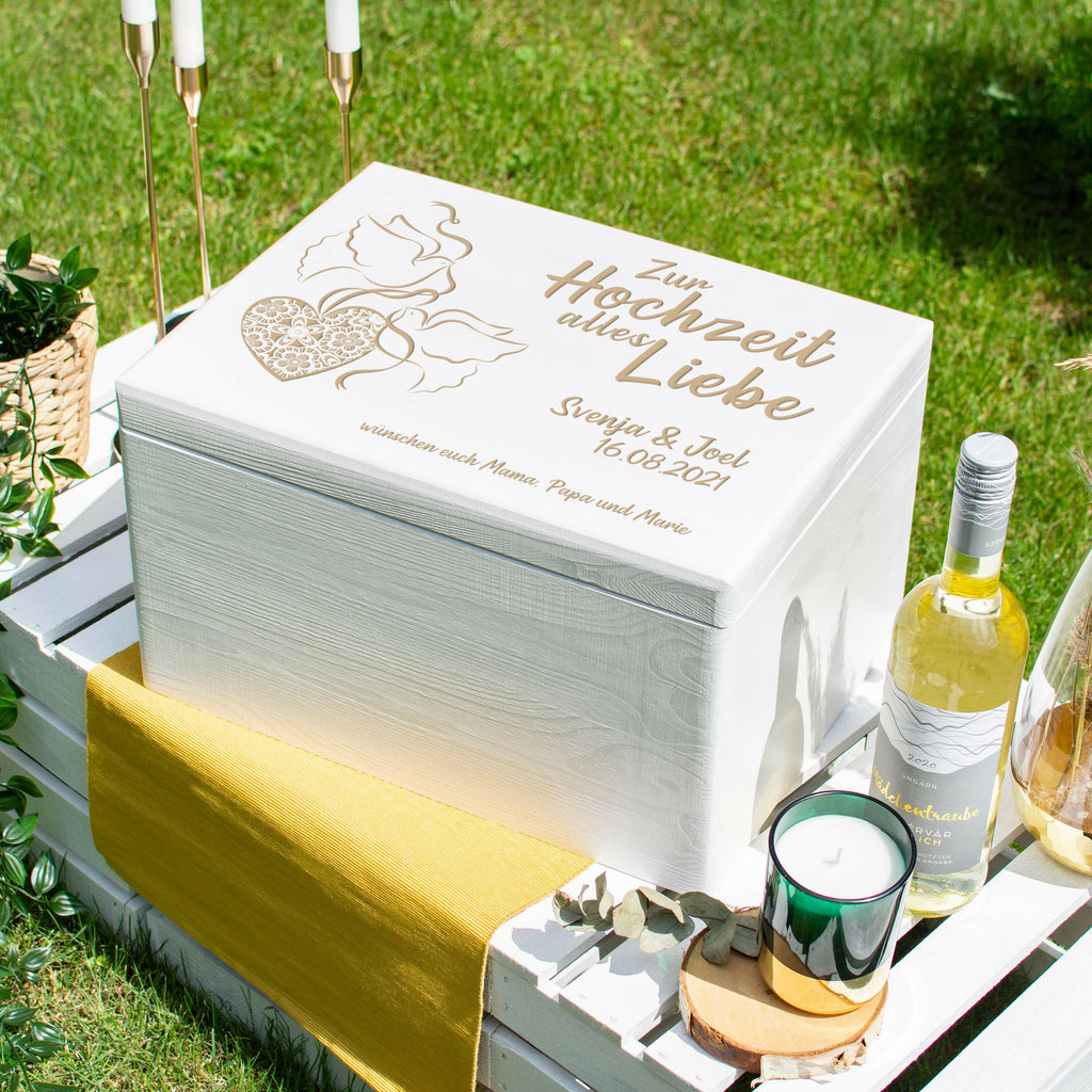 Erinnerungsbox zur Hochzeit - Turteltauben - Hochzeitskiste personalisiert mit Gravur - Holzkiste Weiß, FSC®️ | Erinnerungskiste Holzbox Erinnerung.