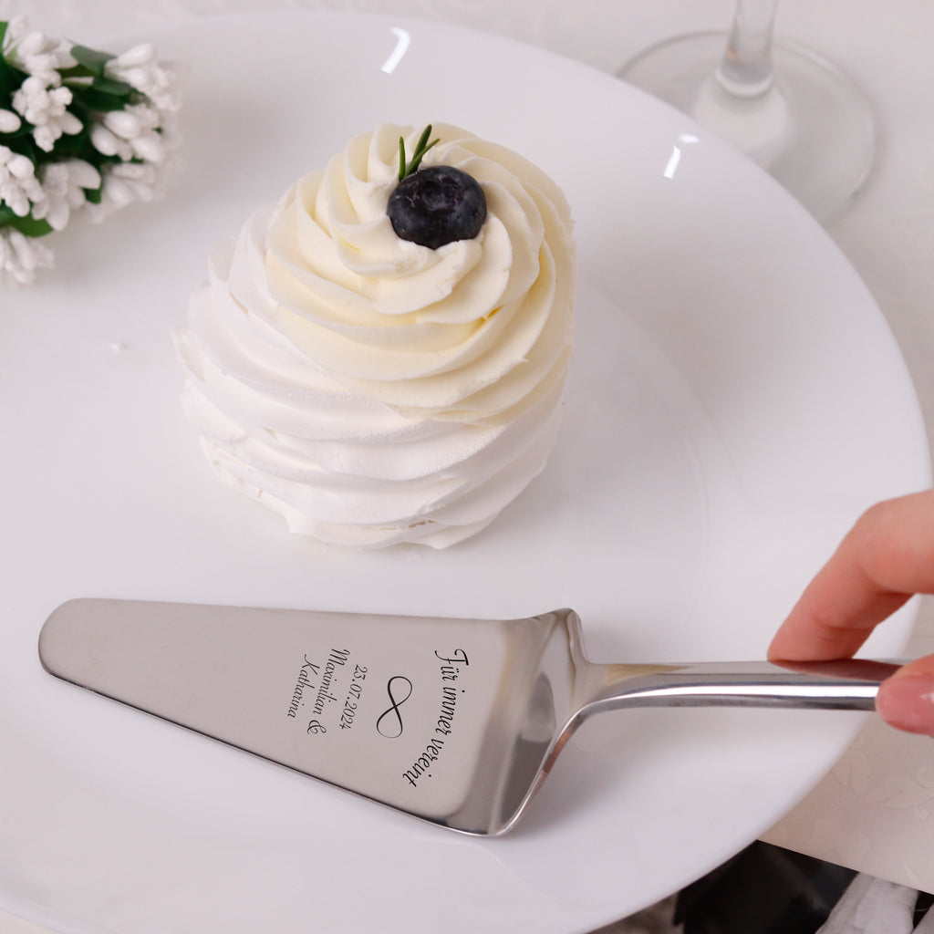 Tortenheber mit Gravur zur Hochzeit - Kuchenheber Personalisiert als Geschenke - Unendlichkeit Motiv | Edelstahl - Hochzeitsgeschenk für Brautpaare.