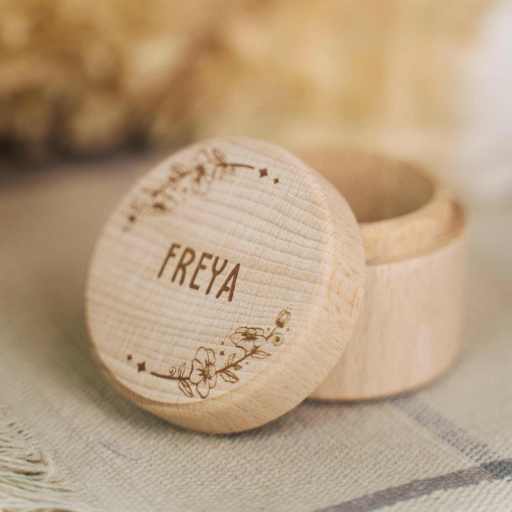 Rundes Schmuckkästchen aus Holz - Personalisiert - Florales Motiv - Image 5
