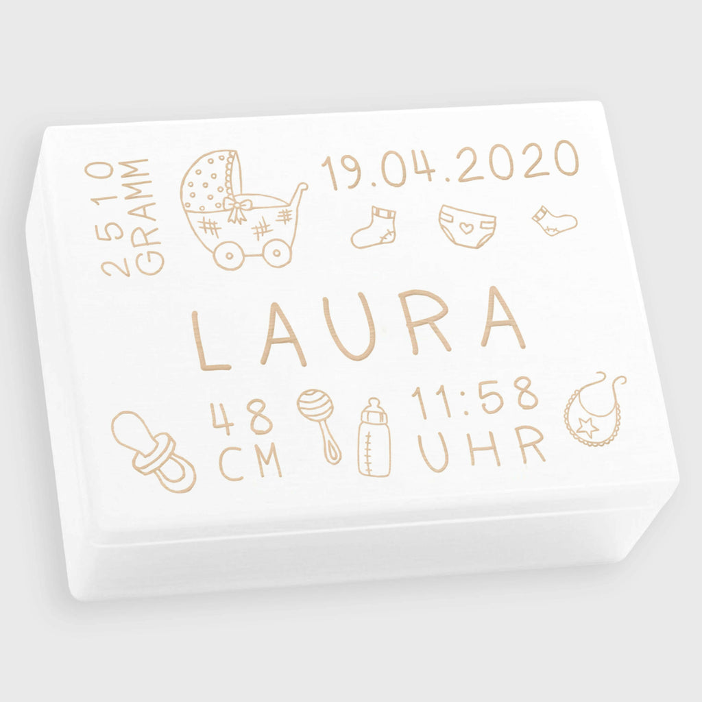 Erinnerungskiste zur Geburt - Personalisiert mit Namen - Rassel Motiv - Weiß.