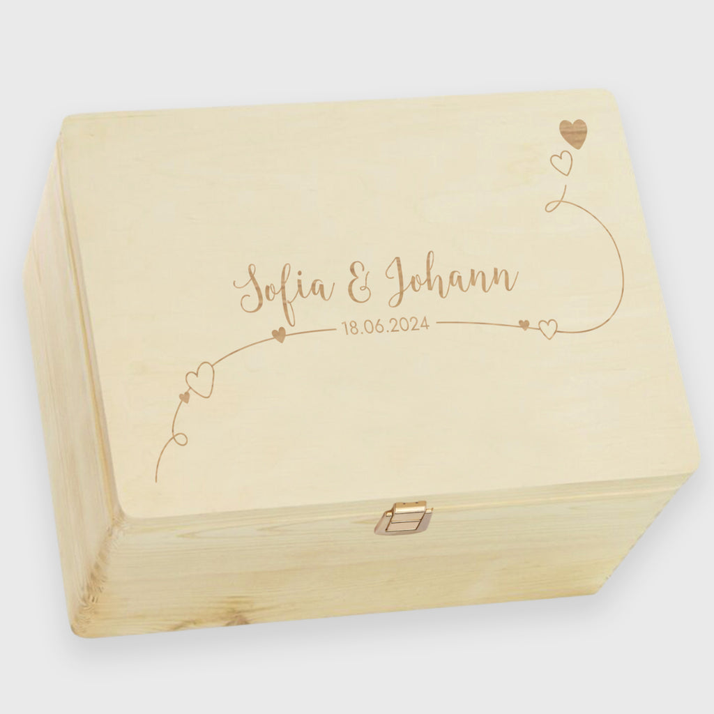 Erinnerungsbox zur Hochzeit - Willich - Hochzeitskiste personalisiert mit Gravur - Holzkiste Natur, FSC® - Image 15