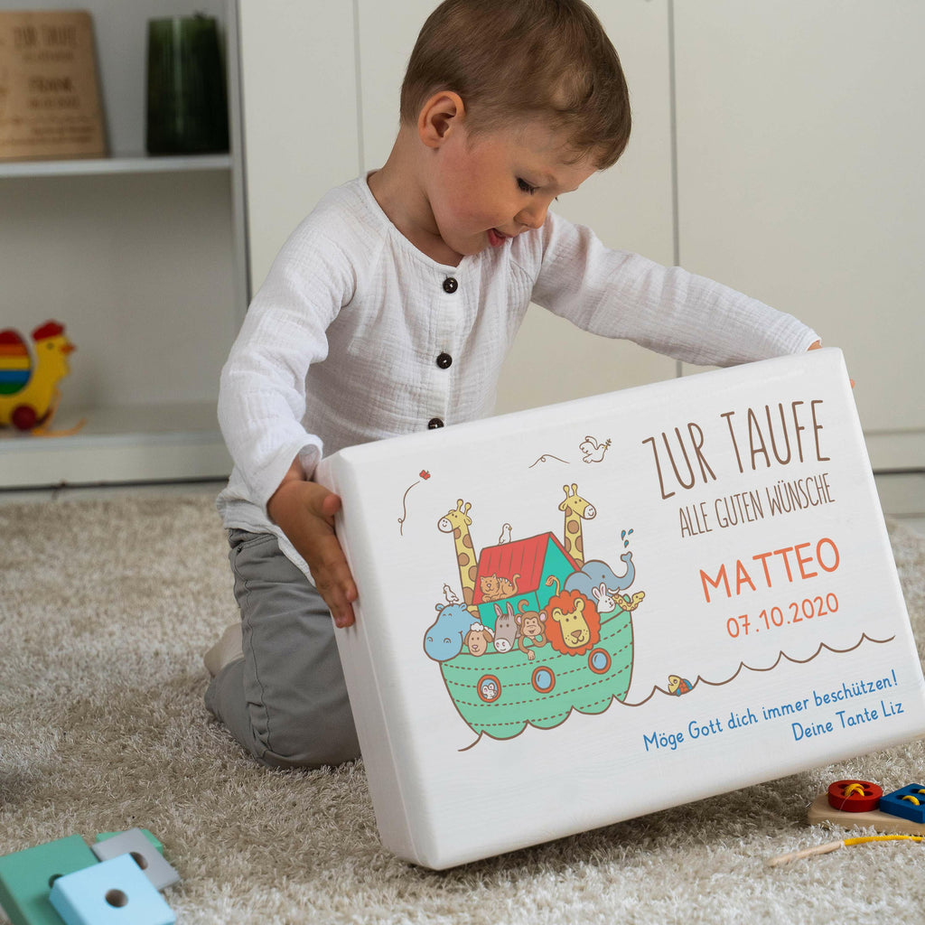 Personalisierte Erinnerungsbox als Taufgeschenk - Arche Noah UV Druck - Kiste Weiß FSC® | Erinnerungskiste als Geschenk zur Taufe für Junge & Mädchen.