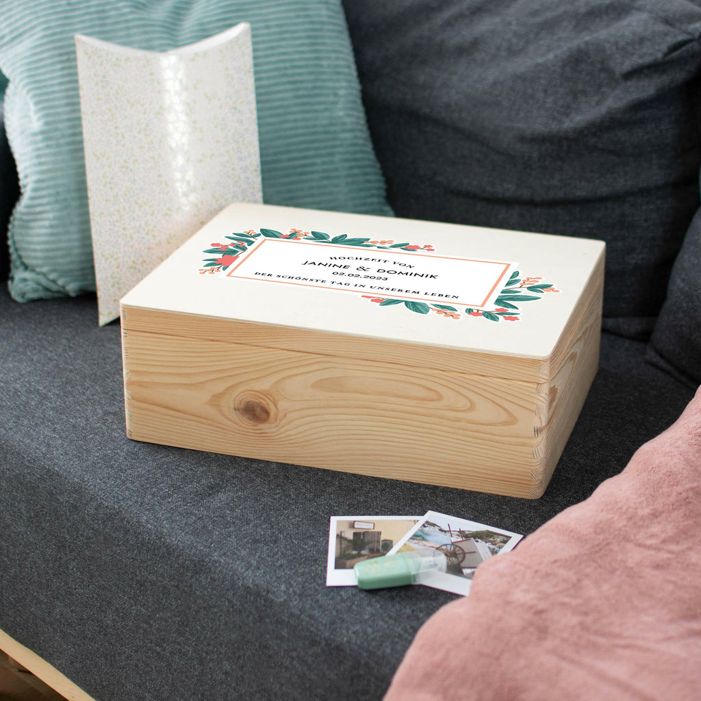 Geschenkbox zur Hochzeit - Personalisiert - Beeren Motiv - Natur.
