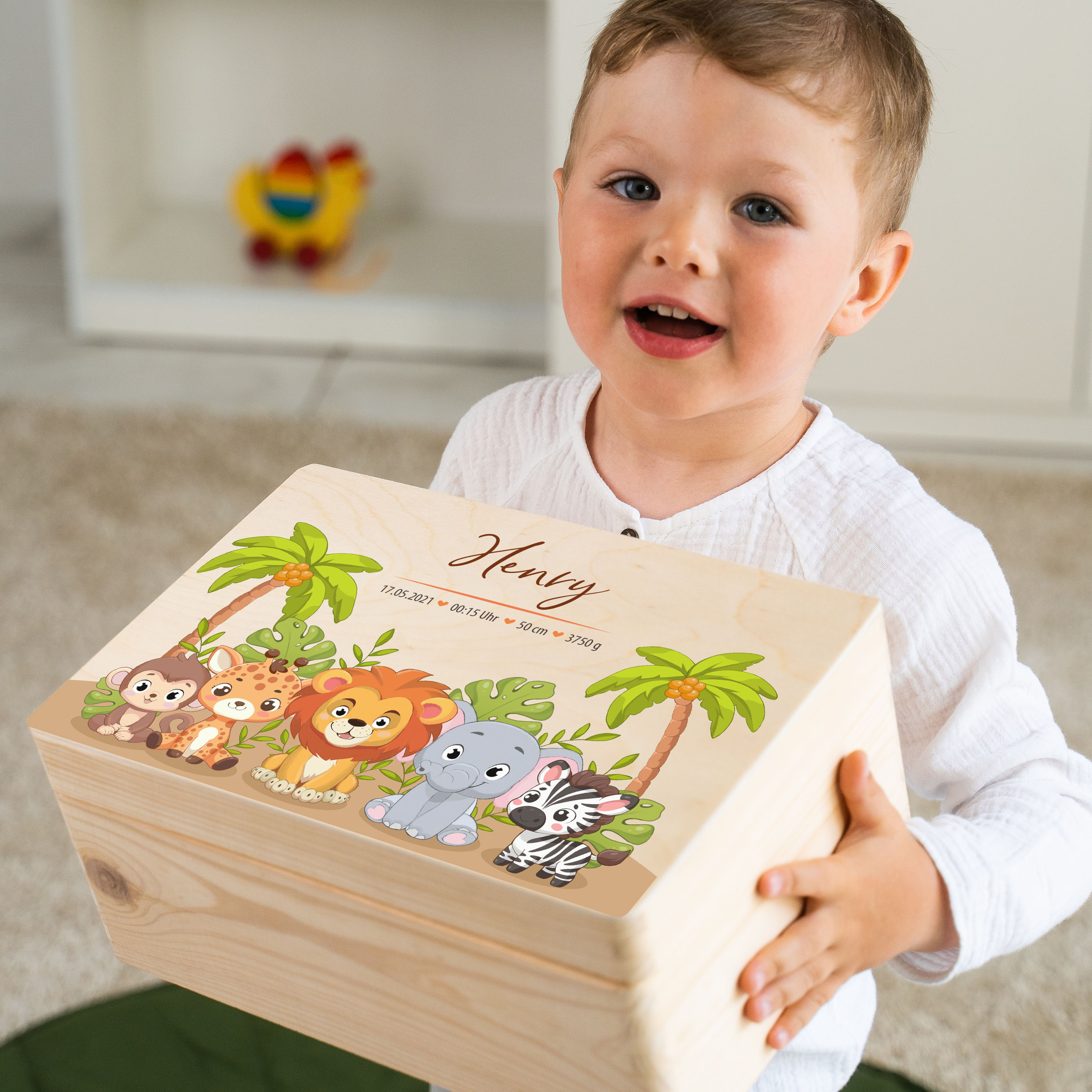holzkiste für spielzeug Erinnerungsbox für Baby (Safari), Natur | LAUBLUST.de
