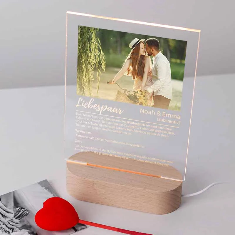 Design Glas Bild mit Foto Acrylglas & Drei Holzsockel| Definition Liebespaar - Image 9