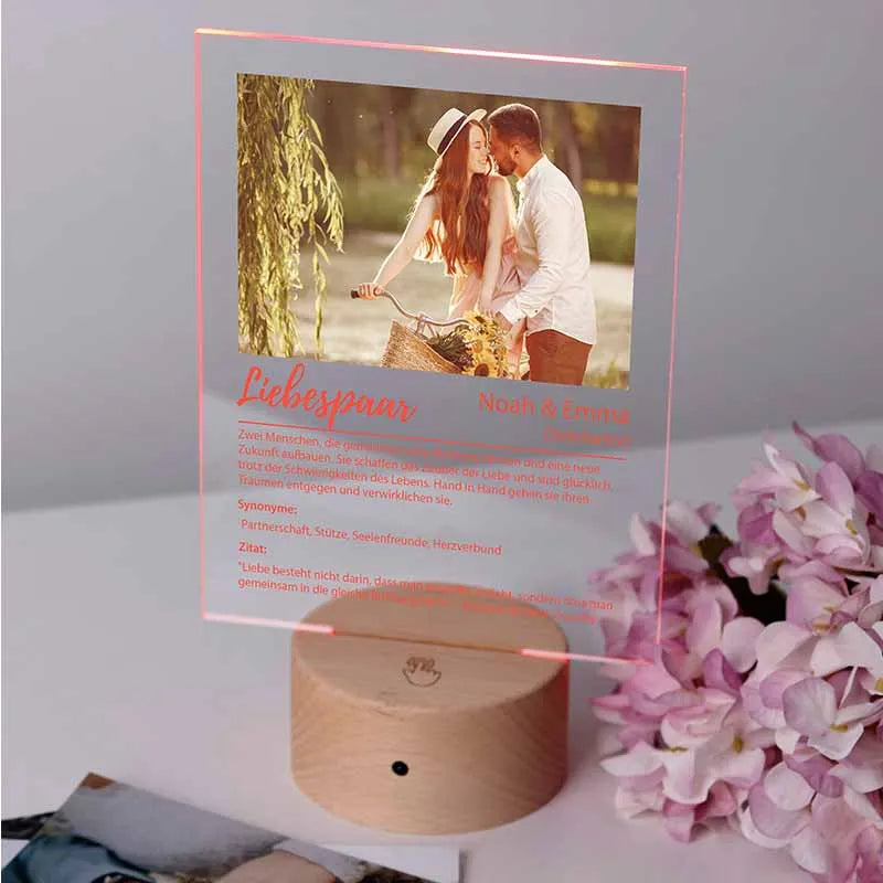 Design Glas Bild mit Foto Acrylglas & Drei Holzsockel| Definition Liebespaar - Image 5
