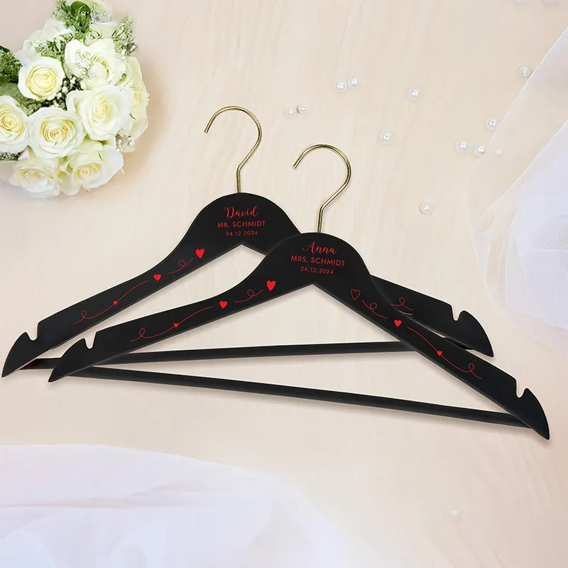 2er-Set Personalisierter Kleiderbügel zur Hochzeit  | Willich in Rot - Schwarz - Image 6