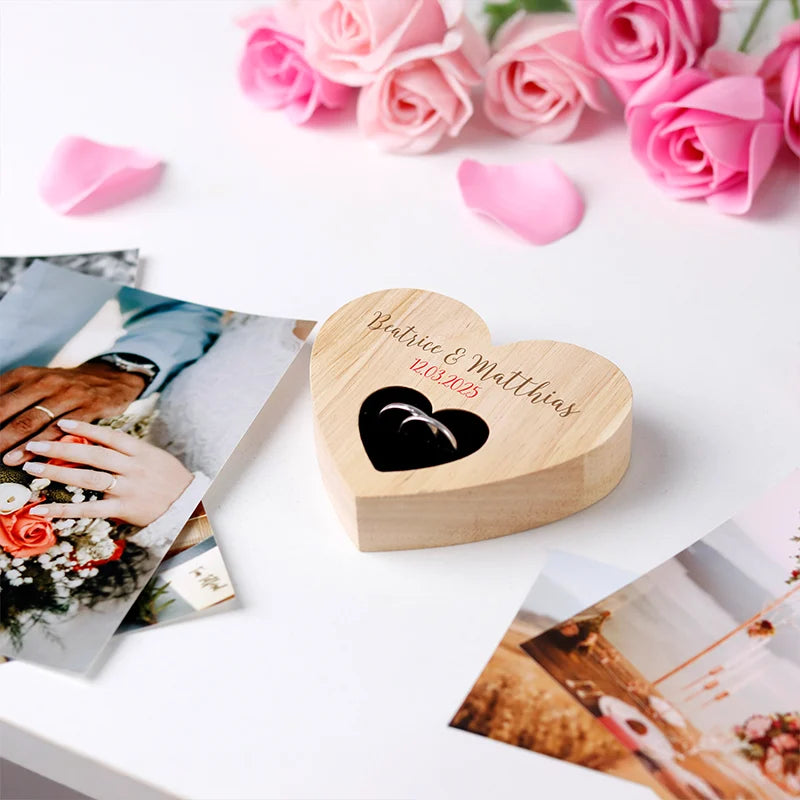 Personalisiertes Ringkissen zur Hochzeit & Verlobung mit Namen & Datum - Image 4