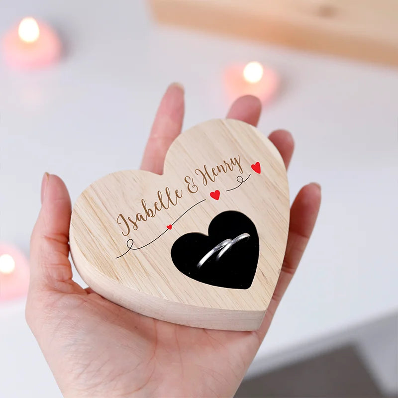 Personalisiertes Ringkissen zur Hochzeit & Verlobung mit 2 Namen - Image 2