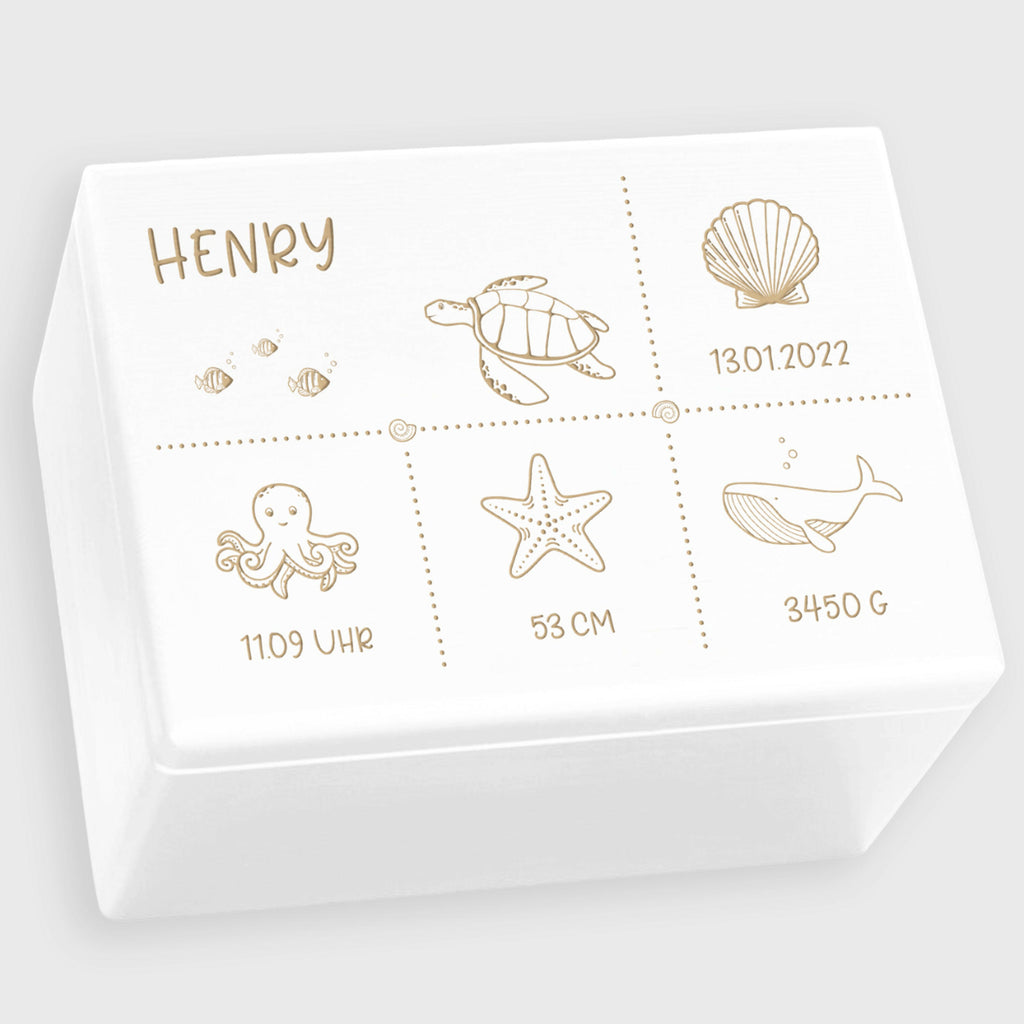 Holzkiste mit Gravur - Personalisiert - Meerestiere Motiv - Ocean Serie - Weiß.